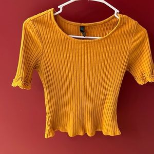Alya Mustard Applique Knit Top